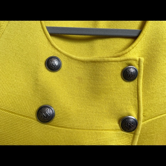 Club Monaco yellow knit sweater - Picture 4 of 5